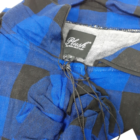 PLUSH Plaid Short PJ Set With Scrunchie - Picture 9 of 11